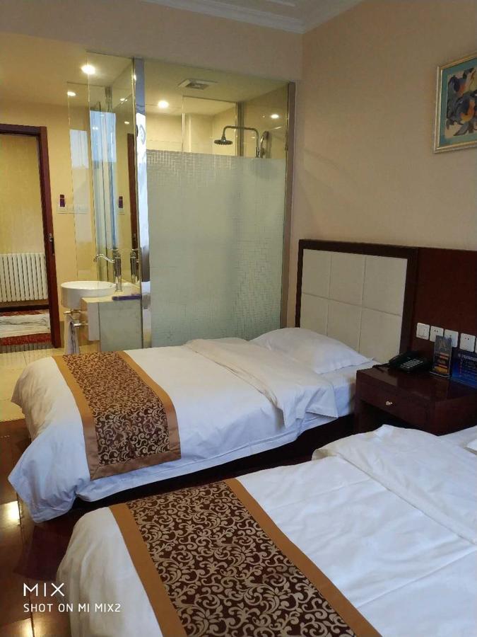 Beijing Gongmei Blue Peacock Business Hotel Kültér fotó